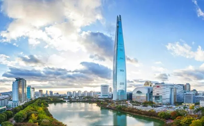 Апартаменты 석촌고분역 도보4분,강남에서 20분거리, 4인숙소 가족여행,잠실 롯데월드, 석촌호수,성수20분, *