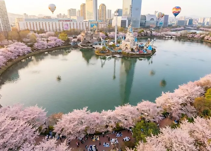 Апартаменты 석촌고분역 도보4분,강남에서 20분거리, 4인숙소 가족여행,잠실 롯데월드, 석촌호수,성수20분, *
